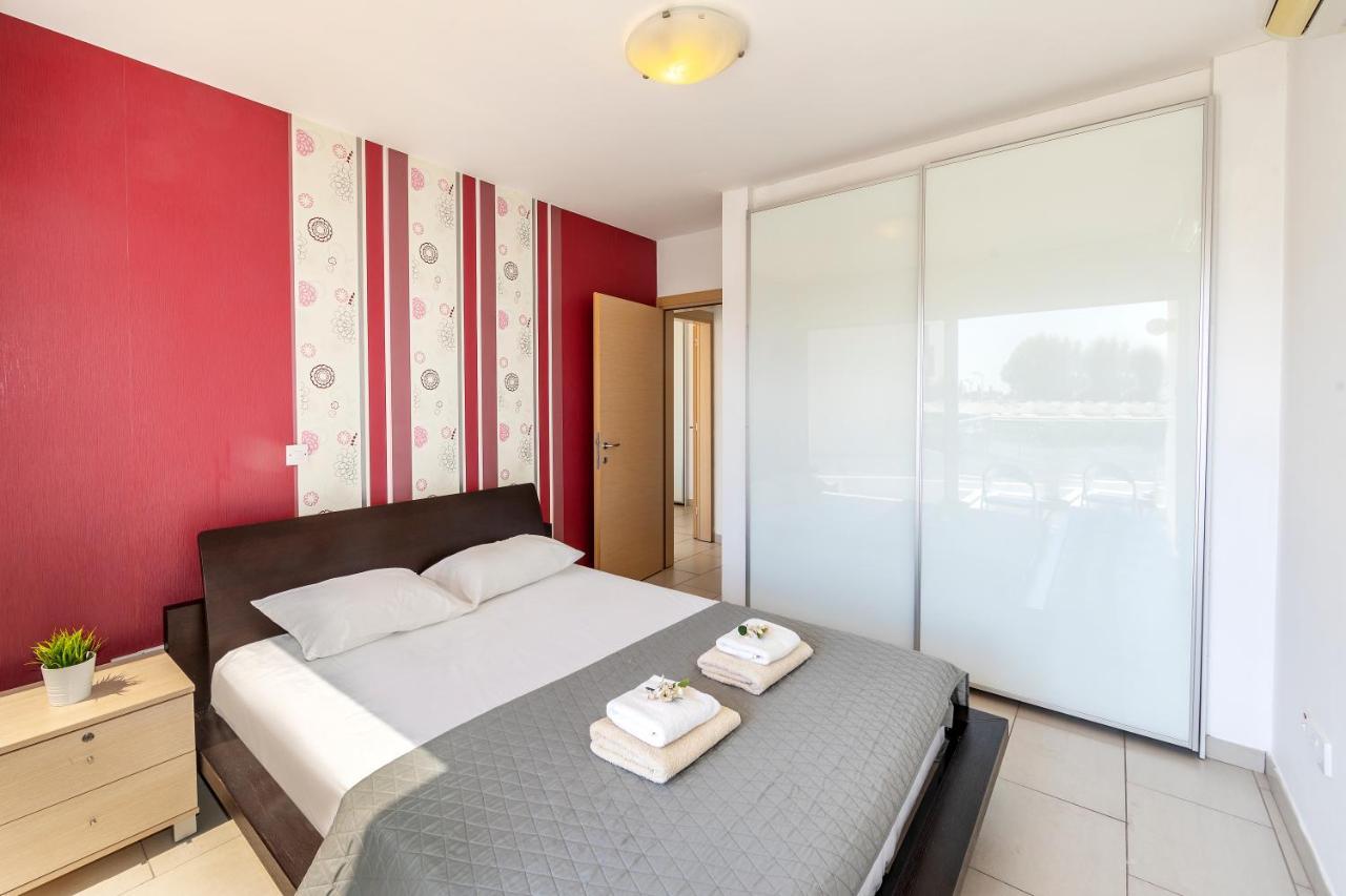 Fig Tree Bay Apartment 103 普罗塔拉斯 外观 照片