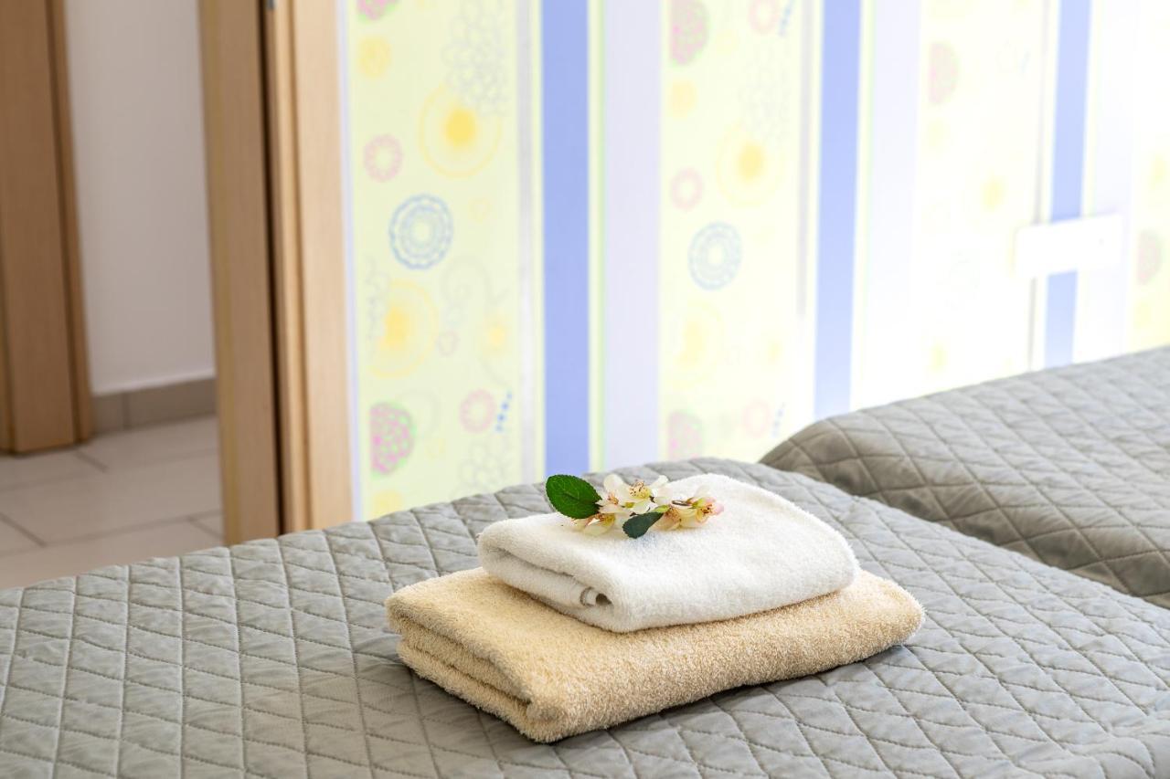 Fig Tree Bay Apartment 103 普罗塔拉斯 外观 照片